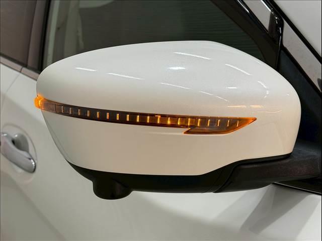 エクストレイル ２０Ｘｉ　プロパイロット　全周囲カメラ　ＬＥＤヘッド　エマージェンシーブレーキ　パワーバックドア　インテリジェントルームミラー　シートヒーター　コーナーセンサー　ＢＳＭ　純正１８インチＡＷ　ドライブレコーダー（22枚目）