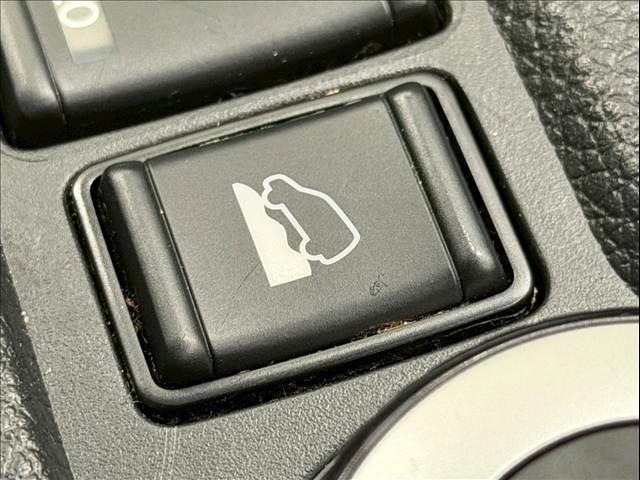 エクストレイル ２０Ｘｉ　プロパイロット　全周囲カメラ　ＬＥＤヘッド　エマージェンシーブレーキ　パワーバックドア　インテリジェントルームミラー　シートヒーター　コーナーセンサー　ＢＳＭ　純正１８インチＡＷ　ドライブレコーダー（54枚目）