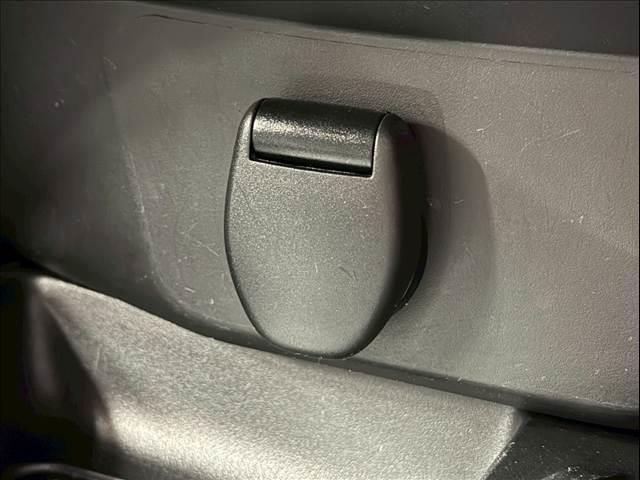 エクストレイル ２０Ｘｉ　プロパイロット　全周囲カメラ　ＬＥＤヘッド　エマージェンシーブレーキ　パワーバックドア　インテリジェントルームミラー　シートヒーター　コーナーセンサー　ＢＳＭ　純正１８インチＡＷ　ドライブレコーダー（67枚目）