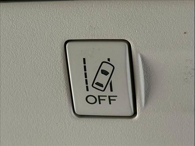 フォレスター 2.0XT アイサイト サンルーフ ハーフレザー シートヒーター レーダークルーズ パワーシート パドルシフト サイバーナビ バックカメラ ETC Bluetooth フルセグ CD/DVD再生 スマートキー 純正18AW(71枚目)