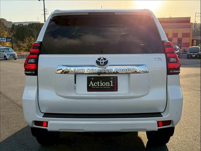 ランドクルーザープラド TX Lパッケージ 黒革 全周囲カメラ 純正19インチAW レーダークルーズ シートヒーター/クーラー メーカーナビ コーナーセンサー LEDヘッド オートハイビーム 衝突軽減 レーンキープ ETC USB スマートキー(19枚目)
