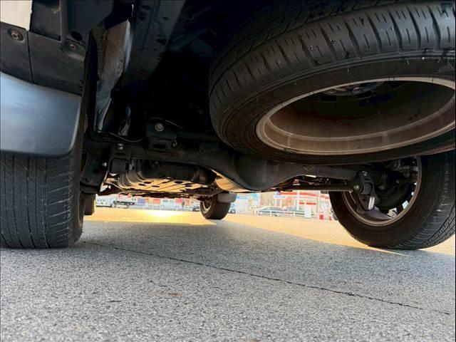 ランドクルーザープラド TX Lパッケージ 黒革 全周囲カメラ 純正19インチAW レーダークルーズ シートヒーター/クーラー メーカーナビ コーナーセンサー LEDヘッド オートハイビーム 衝突軽減 レーンキープ ETC USB スマートキー(30枚目)