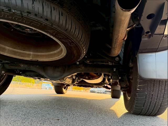 ランドクルーザープラド TX Lパッケージ 黒革 全周囲カメラ 純正19インチAW レーダークルーズ シートヒーター/クーラー メーカーナビ コーナーセンサー LEDヘッド オートハイビーム 衝突軽減 レーンキープ ETC USB スマートキー(31枚目)