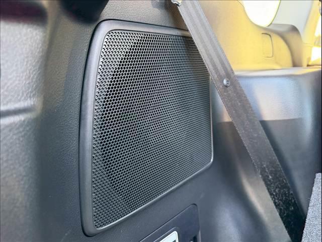 ランドクルーザープラド TX Lパッケージ 黒革 全周囲カメラ 純正19インチAW レーダークルーズ シートヒーター/クーラー メーカーナビ コーナーセンサー LEDヘッド オートハイビーム 衝突軽減 レーンキープ ETC USB スマートキー(44枚目)