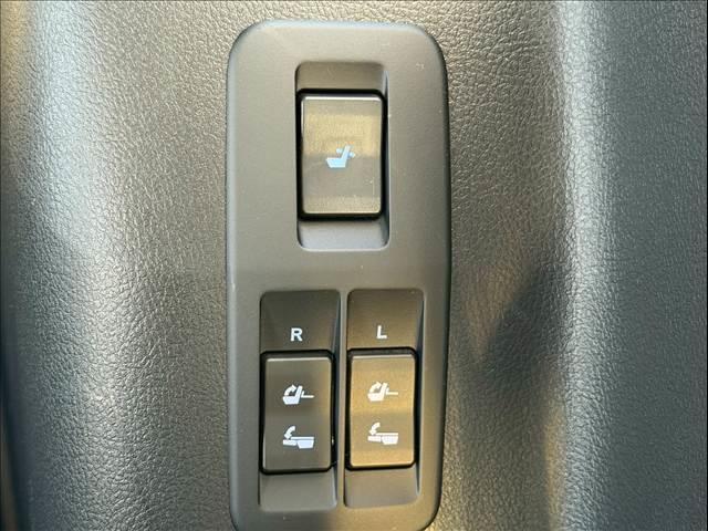 ランドクルーザープラド TX Lパッケージ 黒革 全周囲カメラ 純正19インチAW レーダークルーズ シートヒーター/クーラー メーカーナビ コーナーセンサー LEDヘッド オートハイビーム 衝突軽減 レーンキープ ETC USB スマートキー(45枚目)