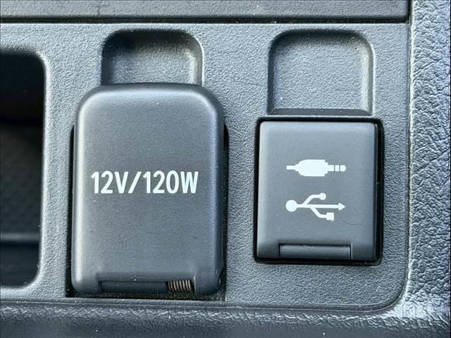 ランドクルーザープラド TX Lパッケージ 黒革 全周囲カメラ 純正19インチAW レーダークルーズ シートヒーター/クーラー メーカーナビ コーナーセンサー LEDヘッド オートハイビーム 衝突軽減 レーンキープ ETC USB スマートキー(54枚目)