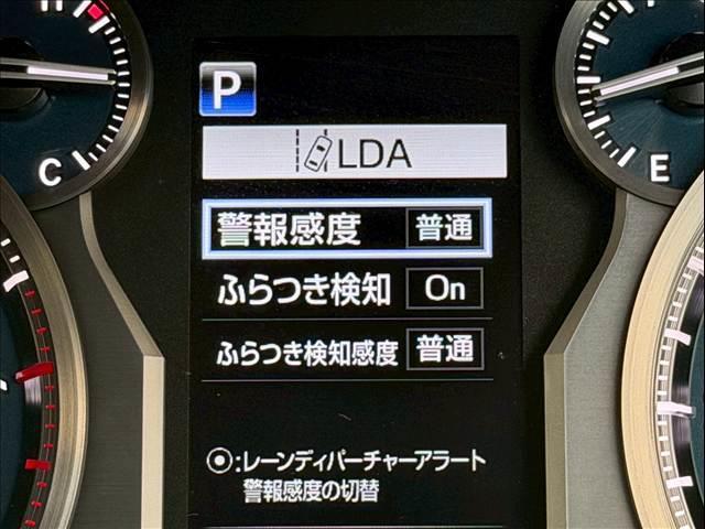 ランドクルーザープラド TX Lパッケージ 黒革 全周囲カメラ 純正19インチAW レーダークルーズ シートヒーター/クーラー メーカーナビ コーナーセンサー LEDヘッド オートハイビーム 衝突軽減 レーンキープ ETC USB スマートキー(68枚目)