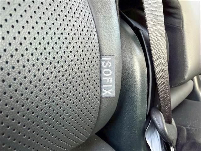 ランドクルーザープラド TX Lパッケージ 黒革 全周囲カメラ 純正19インチAW レーダークルーズ シートヒーター/クーラー メーカーナビ コーナーセンサー LEDヘッド オートハイビーム 衝突軽減 レーンキープ ETC USB スマートキー(80枚目)