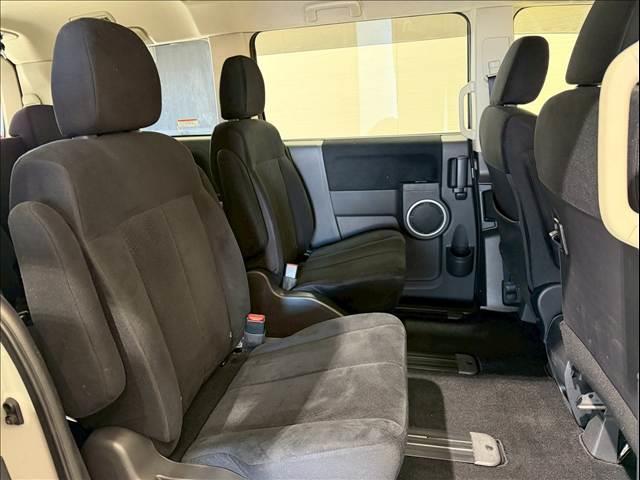 デリカＤ：５ Ｄ　パワーパッケージ　ワンオーナー　両側パワースライド　クルーズコントロール　シートヒーター　パドルシフト　アルパインナビ　Ｂｌｕｅｔｏｏｔｈ　フルセグ　ＣＤ／ＤＶＤ再生　フロントフォグ　スマートキー　社外１６インチＡＷ（8枚目）