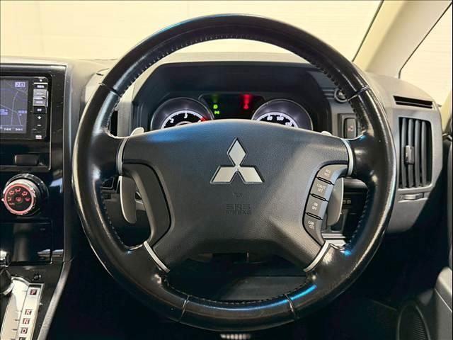 デリカＤ：５ Ｄ　パワーパッケージ　ワンオーナー　両側パワースライド　クルーズコントロール　シートヒーター　パドルシフト　アルパインナビ　Ｂｌｕｅｔｏｏｔｈ　フルセグ　ＣＤ／ＤＶＤ再生　フロントフォグ　スマートキー　社外１６インチＡＷ（13枚目）