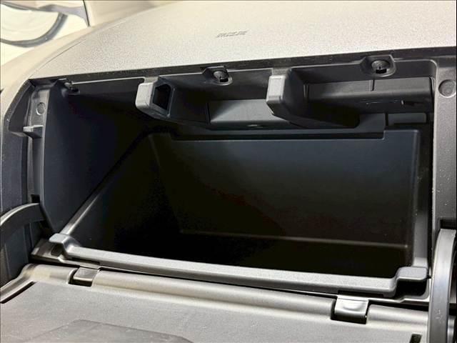 デリカＤ：５ Ｄ　パワーパッケージ　ワンオーナー　両側パワースライド　クルーズコントロール　シートヒーター　パドルシフト　アルパインナビ　Ｂｌｕｅｔｏｏｔｈ　フルセグ　ＣＤ／ＤＶＤ再生　フロントフォグ　スマートキー　社外１６インチＡＷ（65枚目）