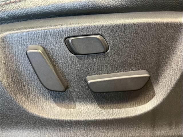 ＣＸ－５ ＸＤ　Ｌパッケージ　黒革　ＢＳＭ　レーダークルーズ　ＬＥＤヘッド　シートヒーター　パワーシート　バックカメラ　サイドカメラ　コーナーセンサー　シートメモリ―　純正ナビ　ＵＳＢポート　ドライブレコーダー　純正１９インチＡＷ（16枚目）