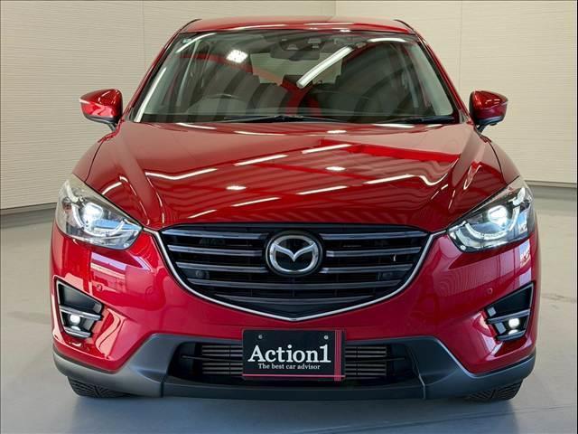 ＣＸ－５ ＸＤ　Ｌパッケージ　黒革　ＢＳＭ　レーダークルーズ　ＬＥＤヘッド　シートヒーター　パワーシート　バックカメラ　サイドカメラ　コーナーセンサー　シートメモリ―　純正ナビ　ＵＳＢポート　ドライブレコーダー　純正１９インチＡＷ（17枚目）