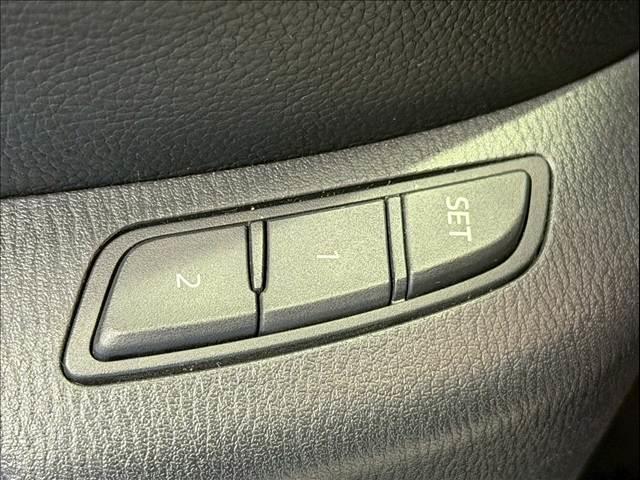 ＣＸ－５ ＸＤ　Ｌパッケージ　黒革　ＢＳＭ　レーダークルーズ　ＬＥＤヘッド　シートヒーター　パワーシート　バックカメラ　サイドカメラ　コーナーセンサー　シートメモリ―　純正ナビ　ＵＳＢポート　ドライブレコーダー　純正１９インチＡＷ（42枚目）