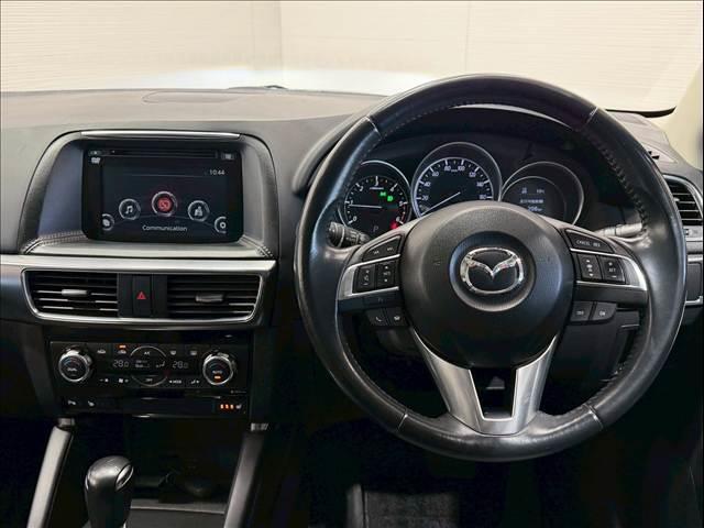 ＣＸ－５ ＸＤ　Ｌパッケージ　黒革　ＢＳＭ　レーダークルーズ　ＬＥＤヘッド　シートヒーター　パワーシート　バックカメラ　サイドカメラ　コーナーセンサー　シートメモリ―　純正ナビ　ＵＳＢポート　ドライブレコーダー　純正１９インチＡＷ（43枚目）