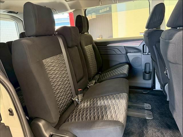 デリカD:5 P ワンオーナー 純正10型ナビ 全周囲カメラ 両側パワースライド パワーバックドア レーダークルーズ シートヒーター BSM パワーシート レーンキープ 衝突軽減 パドルシフト サイドステップ ETC(8枚目)