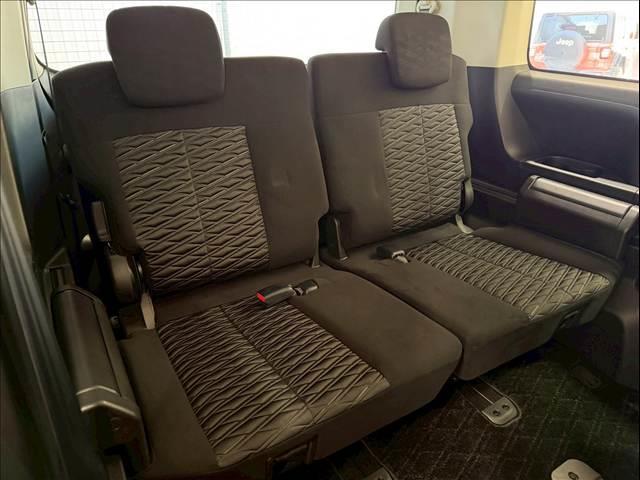 デリカD:5 P ワンオーナー 純正10型ナビ 全周囲カメラ 両側パワースライド パワーバックドア レーダークルーズ シートヒーター BSM パワーシート レーンキープ 衝突軽減 パドルシフト サイドステップ ETC(9枚目)