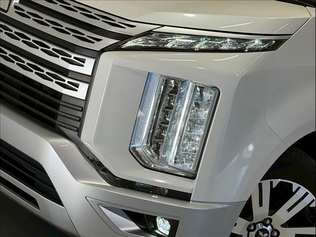 デリカD:5 P ワンオーナー 純正10型ナビ 全周囲カメラ 両側パワースライド パワーバックドア レーダークルーズ シートヒーター BSM パワーシート レーンキープ 衝突軽減 パドルシフト サイドステップ ETC(10枚目)