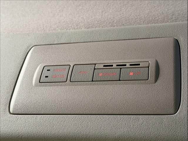 デリカD:5 P ワンオーナー 純正10型ナビ 全周囲カメラ 両側パワースライド パワーバックドア レーダークルーズ シートヒーター BSM パワーシート レーンキープ 衝突軽減 パドルシフト サイドステップ ETC(47枚目)