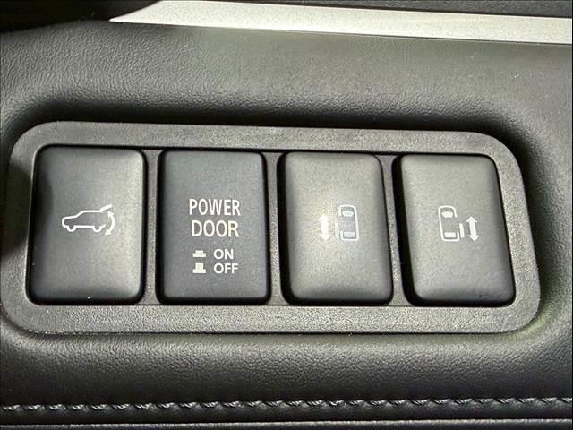 デリカD:5 P ワンオーナー 純正10型ナビ 全周囲カメラ 両側パワースライド パワーバックドア レーダークルーズ シートヒーター BSM パワーシート レーンキープ 衝突軽減 パドルシフト サイドステップ ETC(49枚目)