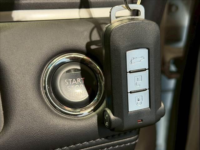 デリカD:5 P ワンオーナー 純正10型ナビ 全周囲カメラ 両側パワースライド パワーバックドア レーダークルーズ シートヒーター BSM パワーシート レーンキープ 衝突軽減 パドルシフト サイドステップ ETC(52枚目)