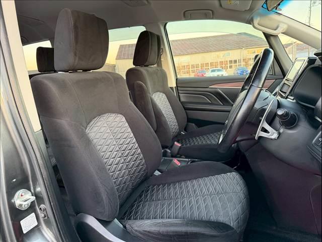 デリカD:5 G パワーパッケージ 両側パワースライド 電動サイドステップ パワーバックドア レーダークルーズ AC100V シートヒーター 衝突軽減 レーンキープ パドルシフト アイドリングストップ パワーシート ETC 純正18AW(7枚目)