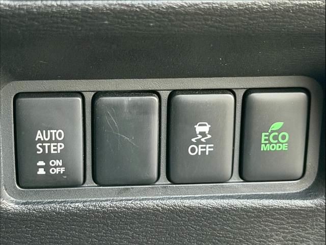 デリカD:5 G パワーパッケージ 両側パワースライド 電動サイドステップ パワーバックドア レーダークルーズ AC100V シートヒーター 衝突軽減 レーンキープ パドルシフト アイドリングストップ パワーシート ETC 純正18AW(44枚目)