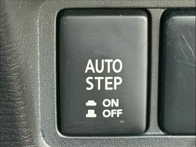 デリカD:5 G パワーパッケージ 両側パワースライド 電動サイドステップ パワーバックドア レーダークルーズ AC100V シートヒーター 衝突軽減 レーンキープ パドルシフト アイドリングストップ パワーシート ETC 純正18AW(74枚目)