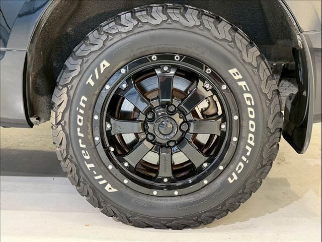 デリカＤ：５ Ｄ－Ｐｏｗｅｒ　ｐａｃｋａｇｅ　７人　ＭＫＷ１６ＡＷ　ＢＦグッドリッチオールテレーン　アルパインフリップダウン１０．１インチモニター　シートヒーター　両側電動スライドドア　クルーズコントロール　バックカメラ　パドルシフト　純正ナビ　ＥＴＣ（28枚目）