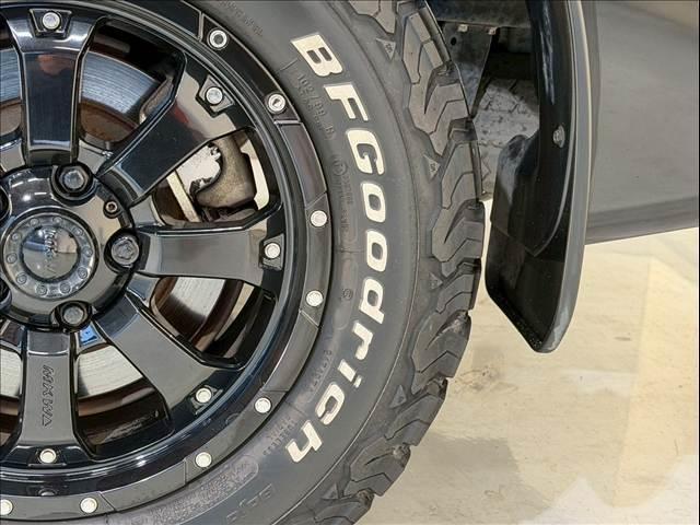 デリカＤ：５ Ｄ－Ｐｏｗｅｒ　ｐａｃｋａｇｅ　７人　ＭＫＷ１６ＡＷ　ＢＦグッドリッチオールテレーン　アルパインフリップダウン１０．１インチモニター　シートヒーター　両側電動スライドドア　クルーズコントロール　バックカメラ　パドルシフト　純正ナビ　ＥＴＣ（29枚目）