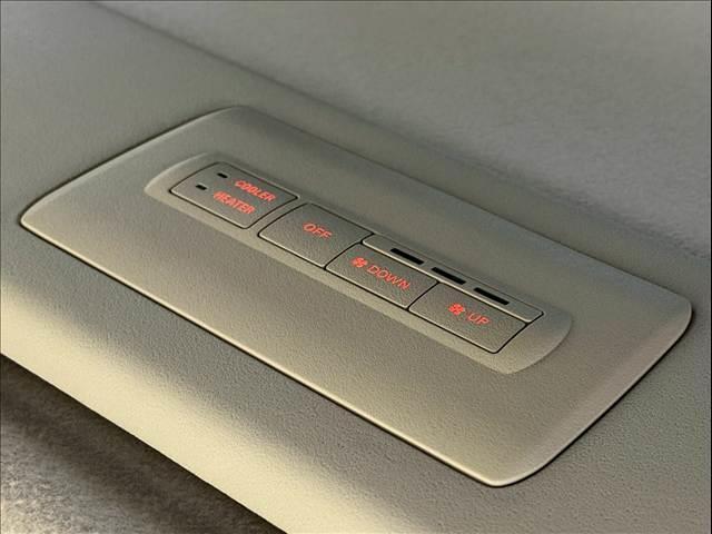 デリカＤ：５ Ｄ－Ｐｏｗｅｒ　ｐａｃｋａｇｅ　７人　ＭＫＷ１６ＡＷ　ＢＦグッドリッチオールテレーン　アルパインフリップダウン１０．１インチモニター　シートヒーター　両側電動スライドドア　クルーズコントロール　バックカメラ　パドルシフト　純正ナビ　ＥＴＣ（45枚目）