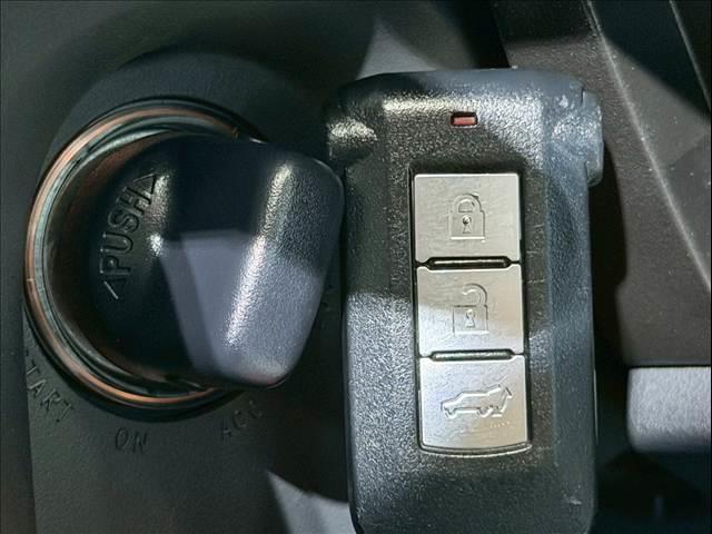 デリカＤ：５ Ｄ－Ｐｏｗｅｒ　ｐａｃｋａｇｅ　７人　ＭＫＷ１６ＡＷ　ＢＦグッドリッチオールテレーン　アルパインフリップダウン１０．１インチモニター　シートヒーター　両側電動スライドドア　クルーズコントロール　バックカメラ　パドルシフト　純正ナビ　ＥＴＣ（55枚目）