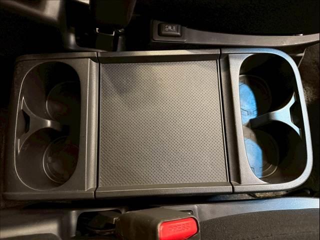 デリカＤ：５ Ｄ－Ｐｏｗｅｒ　ｐａｃｋａｇｅ　７人　ＭＫＷ１６ＡＷ　ＢＦグッドリッチオールテレーン　アルパインフリップダウン１０．１インチモニター　シートヒーター　両側電動スライドドア　クルーズコントロール　バックカメラ　パドルシフト　純正ナビ　ＥＴＣ（64枚目）