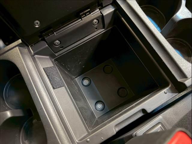 デリカＤ：５ Ｄ－Ｐｏｗｅｒ　ｐａｃｋａｇｅ　７人　ＭＫＷ１６ＡＷ　ＢＦグッドリッチオールテレーン　アルパインフリップダウン１０．１インチモニター　シートヒーター　両側電動スライドドア　クルーズコントロール　バックカメラ　パドルシフト　純正ナビ　ＥＴＣ（65枚目）