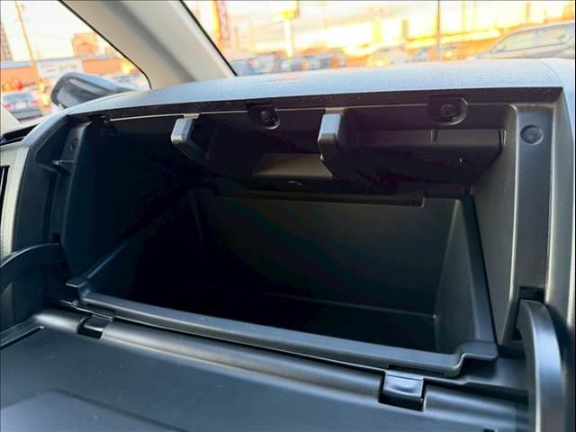 デリカＤ：５ Ｄ－Ｐｏｗｅｒ　ｐａｃｋａｇｅ　７人　ＭＫＷ１６ＡＷ　ＢＦグッドリッチオールテレーン　アルパインフリップダウン１０．１インチモニター　シートヒーター　両側電動スライドドア　クルーズコントロール　バックカメラ　パドルシフト　純正ナビ　ＥＴＣ（71枚目）