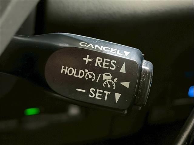 C-HR G モデリスタエアロ ハーフレザー BSM HDMI レーダークルーズコントロール シートヒーター コーナーセンサー LEDヘッド シーケンシャルウインカー 衝突軽減 レーンキープ オートマハイビーム(6枚目)