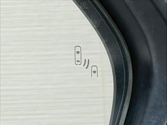 C-HR G モデリスタエアロ ハーフレザー BSM HDMI レーダークルーズコントロール シートヒーター コーナーセンサー LEDヘッド シーケンシャルウインカー 衝突軽減 レーンキープ オートマハイビーム(7枚目)