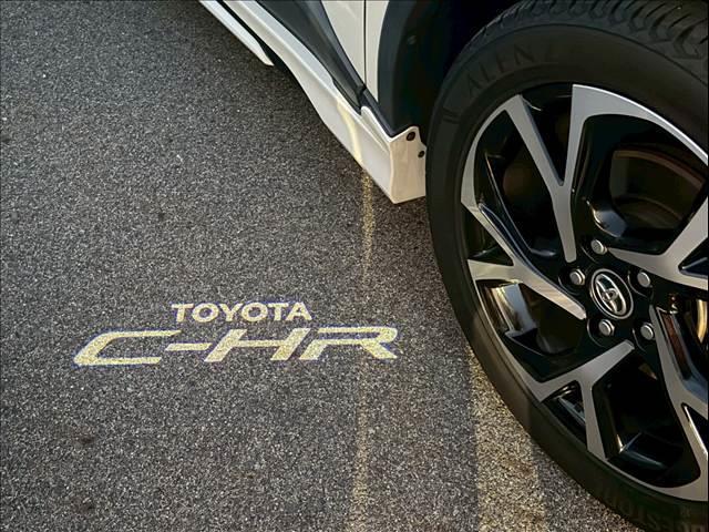 C-HR G モデリスタエアロ ハーフレザー BSM HDMI レーダークルーズコントロール シートヒーター コーナーセンサー LEDヘッド シーケンシャルウインカー 衝突軽減 レーンキープ オートマハイビーム(16枚目)
