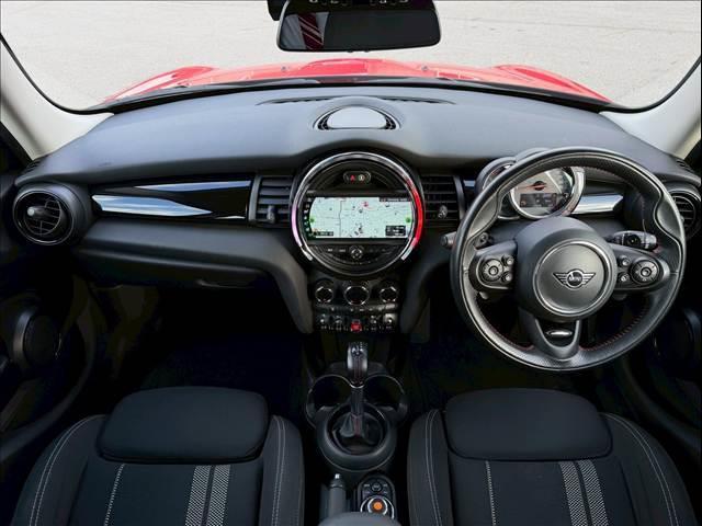 MINI クーパーSD アダプティブクルーズ 純正ナビ ミラーETC コンフォートアクセス パドルシフト ステアリングリモコン LED バックカメラ コーナーセンサー USBポート Bluetooth 純正17インチAW(2枚目)