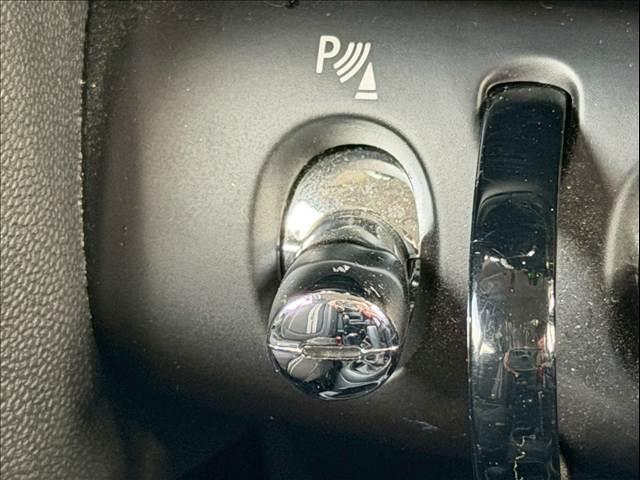 MINI クーパーSD アダプティブクルーズ 純正ナビ ミラーETC コンフォートアクセス パドルシフト ステアリングリモコン LED バックカメラ コーナーセンサー USBポート Bluetooth 純正17インチAW(7枚目)