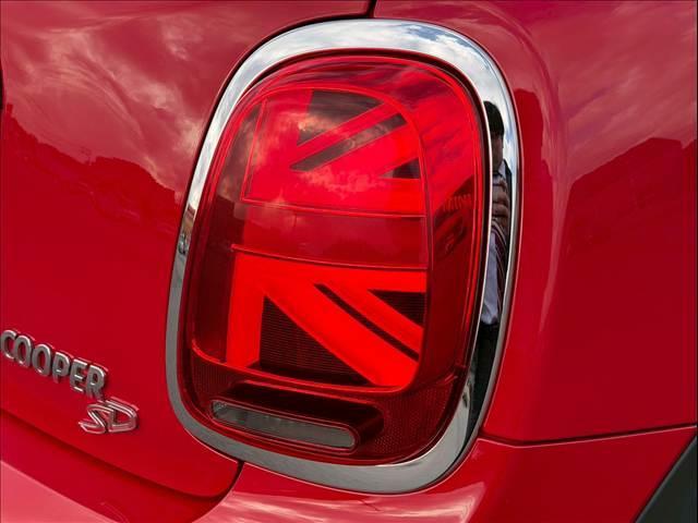 MINI クーパーSD アダプティブクルーズ 純正ナビ ミラーETC コンフォートアクセス パドルシフト ステアリングリモコン LED バックカメラ コーナーセンサー USBポート Bluetooth 純正17インチAW(26枚目)