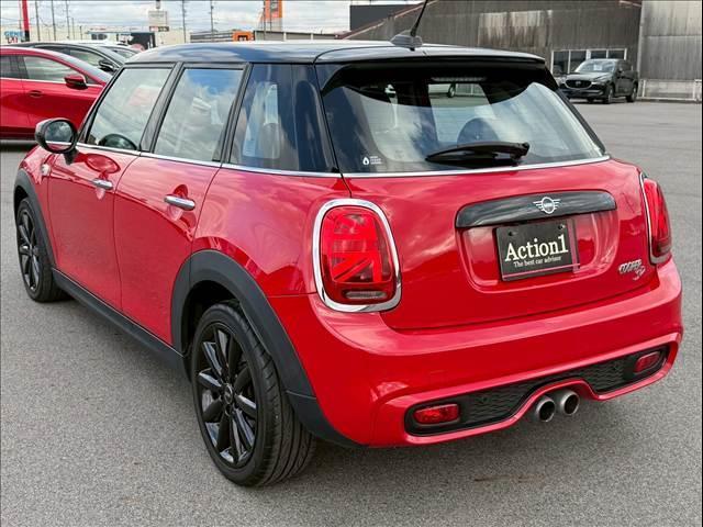 MINI クーパーSD アダプティブクルーズ 純正ナビ ミラーETC コンフォートアクセス パドルシフト ステアリングリモコン LED バックカメラ コーナーセンサー USBポート Bluetooth 純正17インチAW(46枚目)