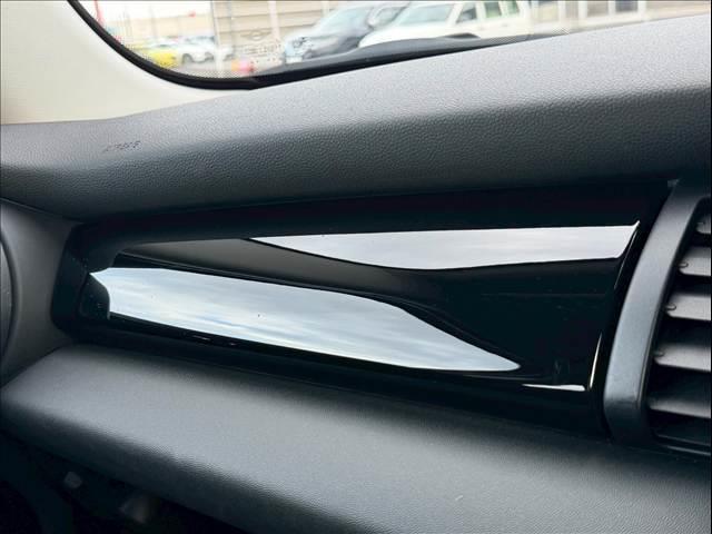 MINI クーパーSD アダプティブクルーズ 純正ナビ ミラーETC コンフォートアクセス パドルシフト ステアリングリモコン LED バックカメラ コーナーセンサー USBポート Bluetooth 純正17インチAW(70枚目)