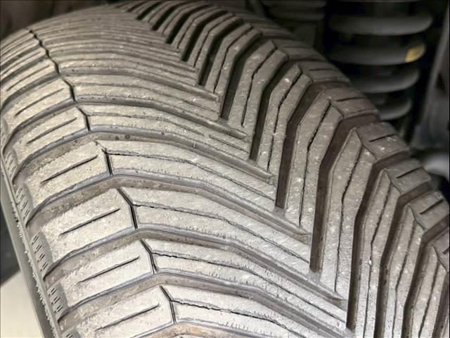 ランドクルーザープラド ＴＸ　Ｌパッケージ・ブラックエディション　黒革　全周囲カメラ　純正ナビ　ＢＳＭ　レーダークルーズ　クリアランスソナー　シートヒーター／クーラー　パワーシート　センターデフロック　ＬＥＤ　ＥＴＣ　ＵＳＢポート　ルーフレール　純正１８インチＡＷ（32枚目）