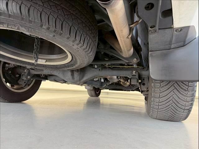 ランドクルーザープラド ＴＸ　Ｌパッケージ・ブラックエディション　黒革　全周囲カメラ　純正ナビ　ＢＳＭ　レーダークルーズ　クリアランスソナー　シートヒーター／クーラー　パワーシート　センターデフロック　ＬＥＤ　ＥＴＣ　ＵＳＢポート　ルーフレール　純正１８インチＡＷ（34枚目）