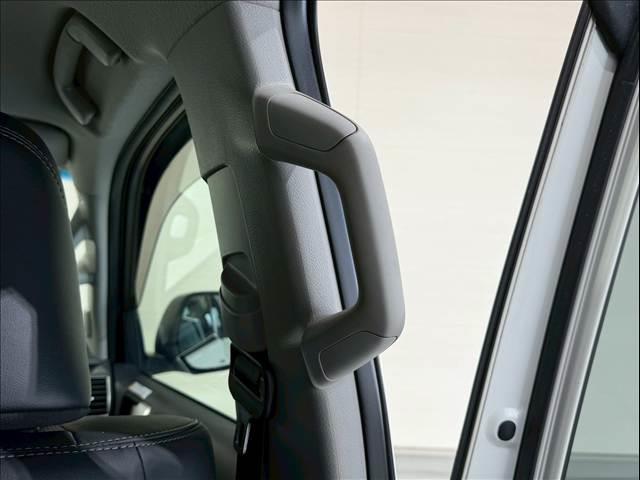 ランドクルーザープラド ＴＸ　Ｌパッケージ・ブラックエディション　黒革　全周囲カメラ　純正ナビ　ＢＳＭ　レーダークルーズ　クリアランスソナー　シートヒーター／クーラー　パワーシート　センターデフロック　ＬＥＤ　ＥＴＣ　ＵＳＢポート　ルーフレール　純正１８インチＡＷ（80枚目）