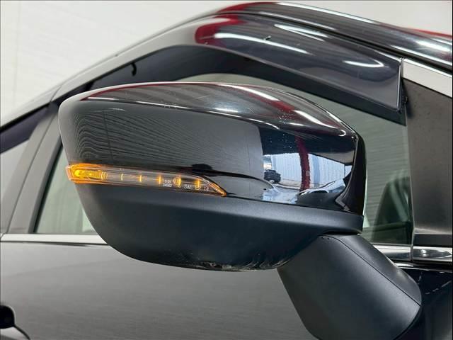エクリプスクロスＰＨＥＶ Ｐ　全周囲カメラ　レーダークルーズ　ＡＣ１５００Ｗ　シートヒーター　ステアリングヒーター　コーナーセンサー　ドライブモード　電動パーキングブレーキ　オートホールド機能　ＬＥＤヘッドライト　パドルシフト（25枚目）