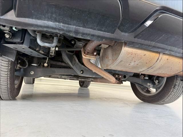 エクリプスクロスＰＨＥＶ Ｐ　全周囲カメラ　レーダークルーズ　ＡＣ１５００Ｗ　シートヒーター　ステアリングヒーター　コーナーセンサー　ドライブモード　電動パーキングブレーキ　オートホールド機能　ＬＥＤヘッドライト　パドルシフト（39枚目）