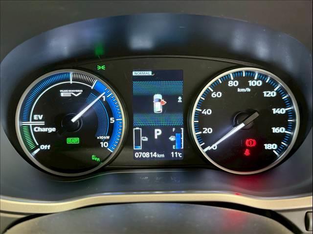 エクリプスクロスＰＨＥＶ Ｐ　全周囲カメラ　レーダークルーズ　ＡＣ１５００Ｗ　シートヒーター　ステアリングヒーター　コーナーセンサー　ドライブモード　電動パーキングブレーキ　オートホールド機能　ＬＥＤヘッドライト　パドルシフト（49枚目）