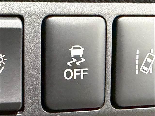 エクリプスクロスＰＨＥＶ Ｐ　全周囲カメラ　レーダークルーズ　ＡＣ１５００Ｗ　シートヒーター　ステアリングヒーター　コーナーセンサー　ドライブモード　電動パーキングブレーキ　オートホールド機能　ＬＥＤヘッドライト　パドルシフト（69枚目）